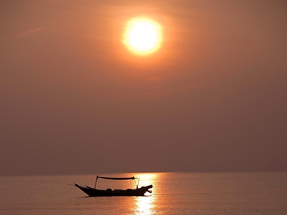 The Qamar Paka Resort