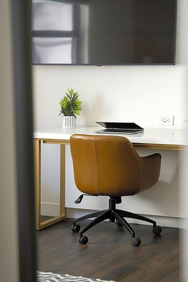 CLUB QUARTERS HOTEL TIMES SQUARE - MIDTOWN