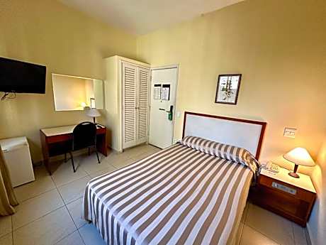 Single Room with Private Bathroom