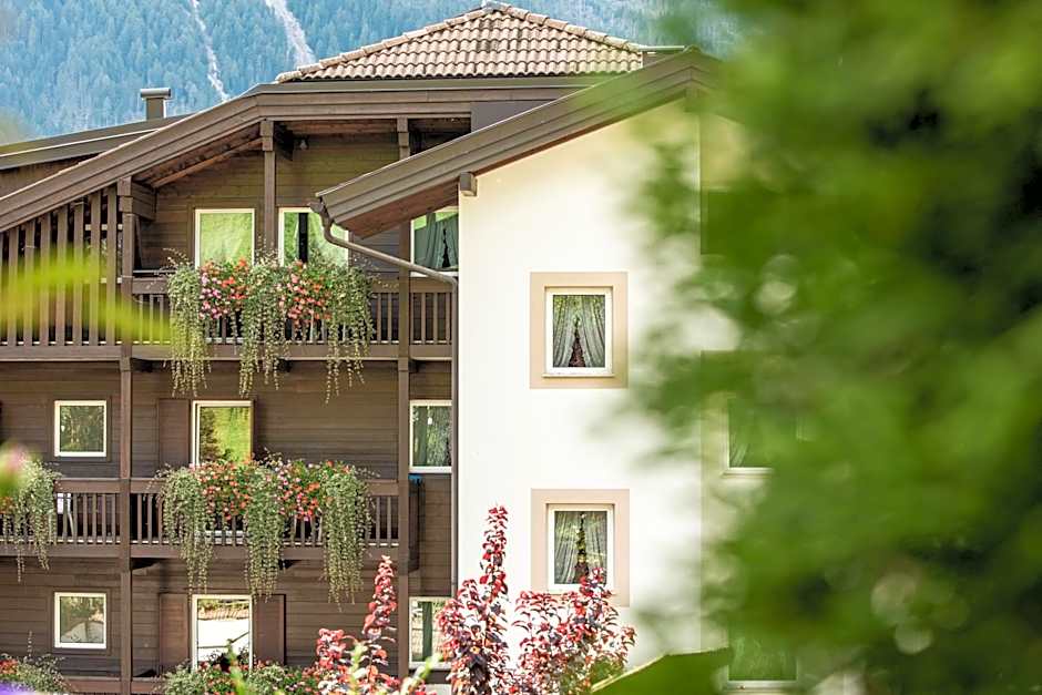 Belvedere Dolomites Flower Hotel
