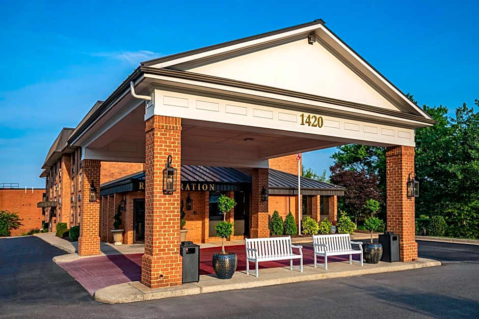Patriots Inn