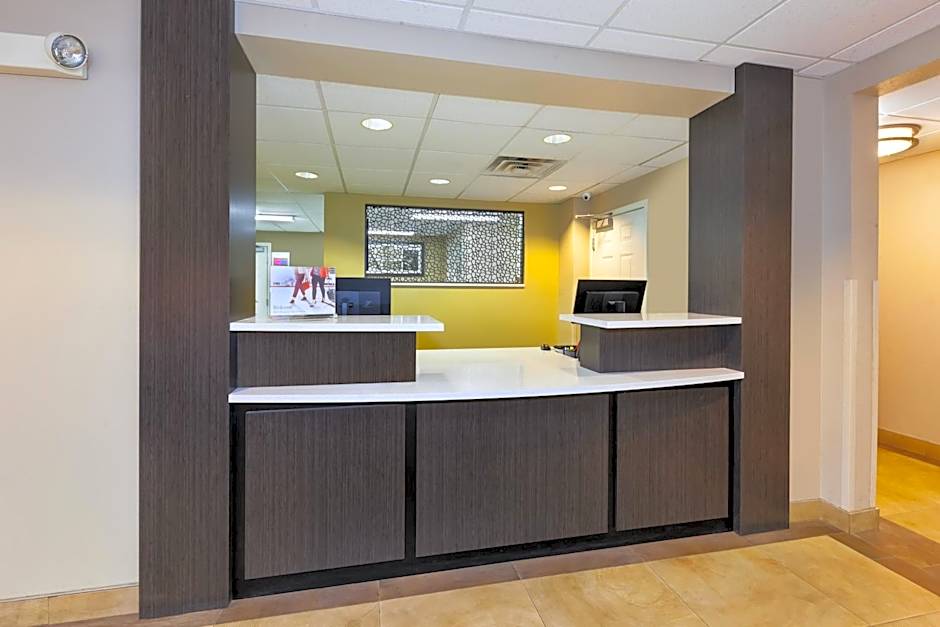 Candlewood Suites Polaris By IHG