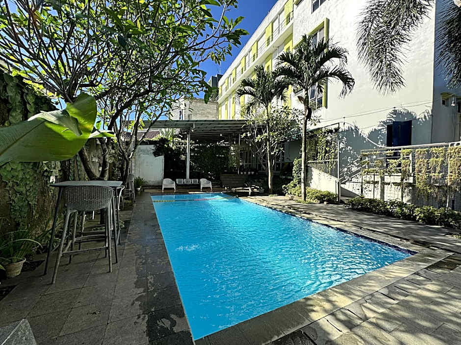 Izi Hotel