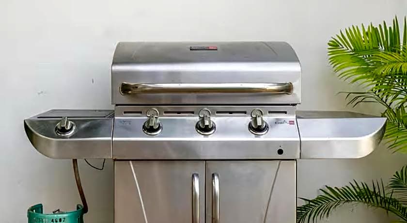 Villa Melitta, Pool, Beach, 360-SeaViews, 6-bed Thai Luxury on Best Location in Samui