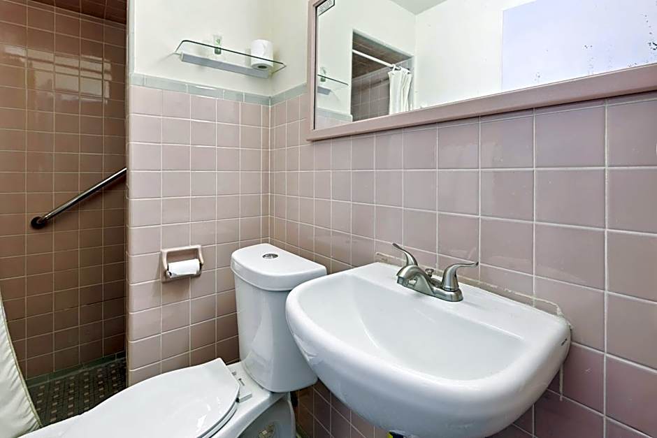 Pen Ann by Capital O Pharr/McAllen TX