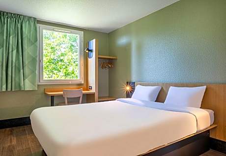Double Room - Disability Access