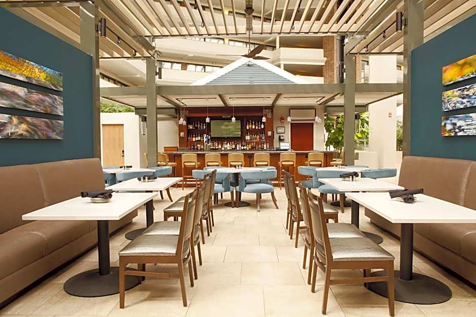 DoubleTree By Hilton Hotel Rochester