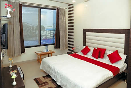 Hotel Kesar Residency