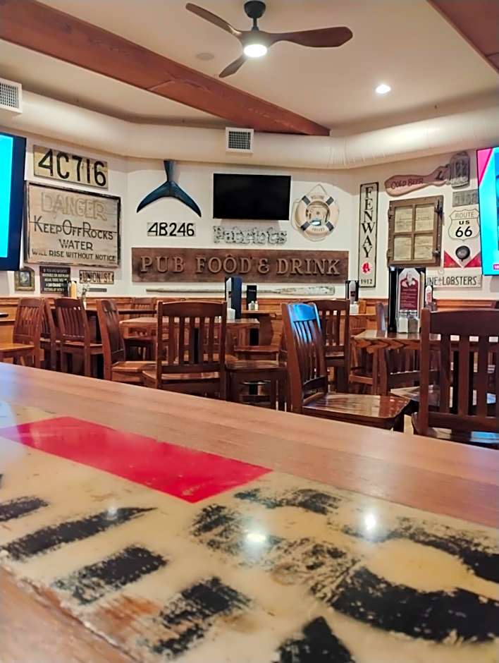 Lamies Inn & The Old Salt Tavern