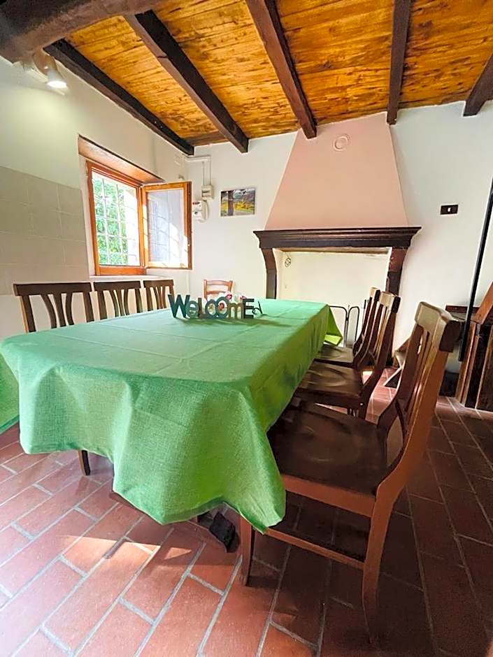 Casa del Viandante Borgo dei Sassi di Roccamalatina