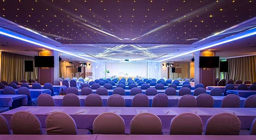 Crystal Hotel Hat Yai