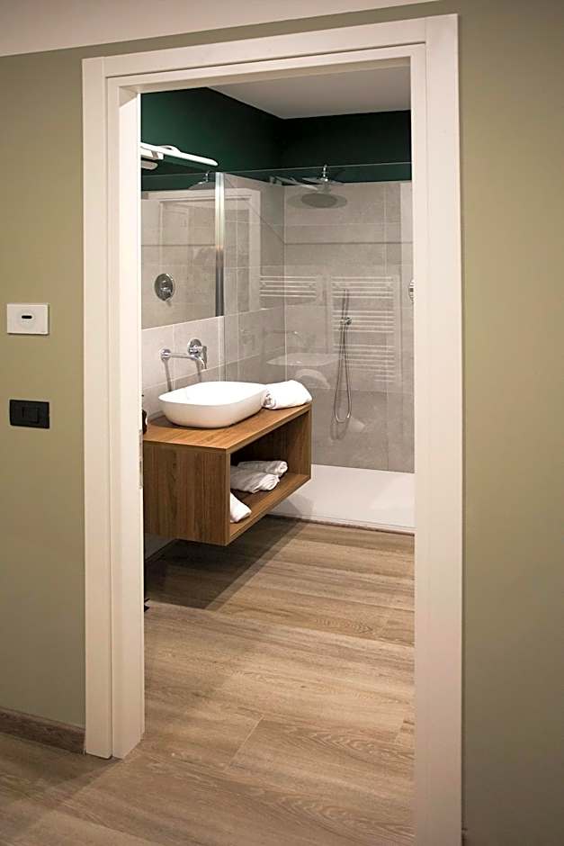 Moody smart & comfy Hotel