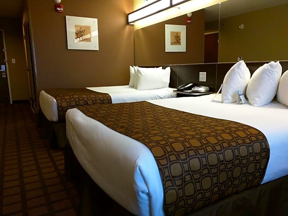 Microtel Inn & Suites By Wyndham Minot