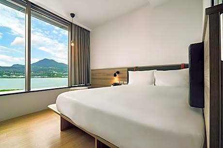 CHECK inn Express New Taipei Tamsui