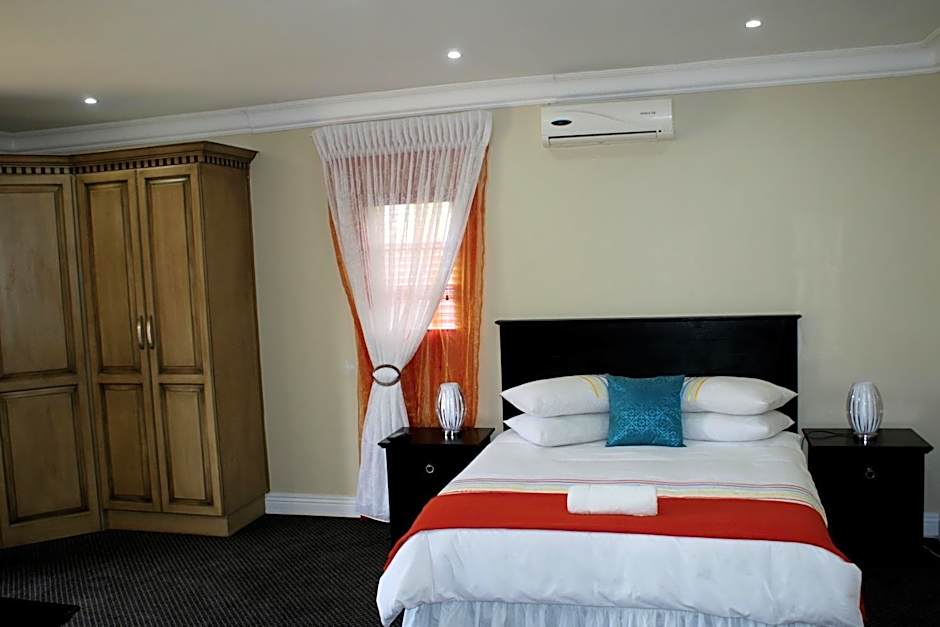 Jolani Guest House