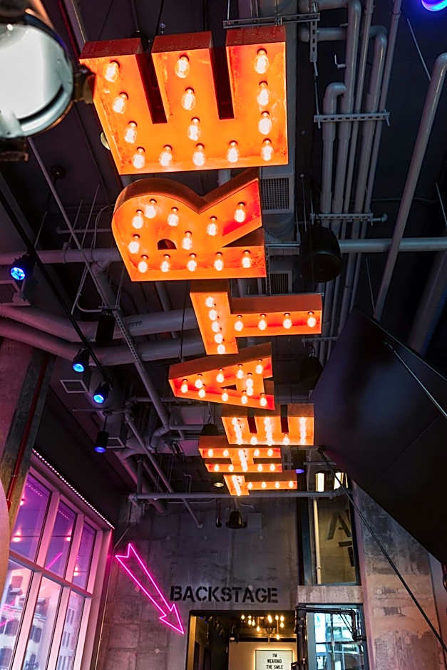 Moxy Boston Downtown
