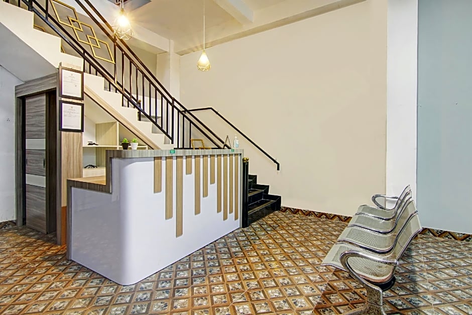 OYO 90704 Nabila Residence Syariah