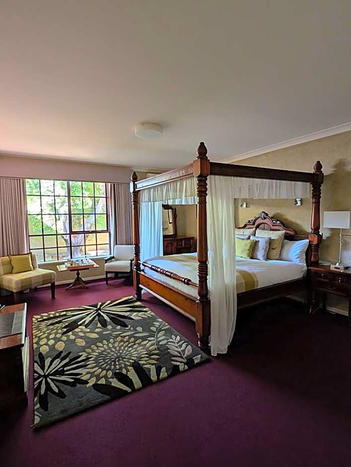 Mahogany Inn and Distillery