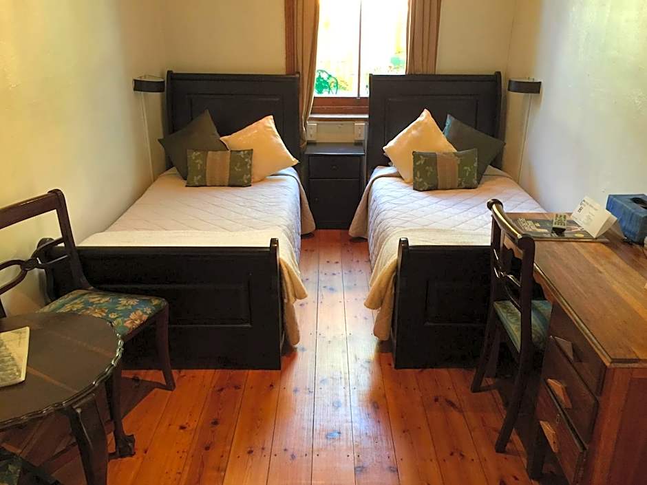 Central Hotel Guest House