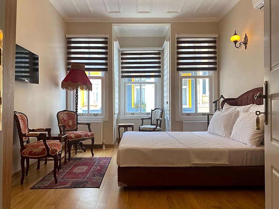 Ciragan's Omnia Hotel