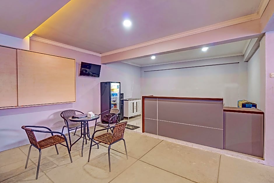 Capital O 93068 D Twinz House Syariah