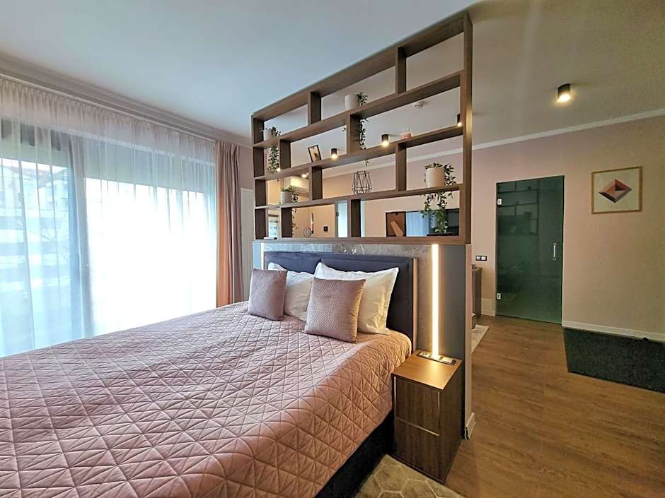 Panorama Deluxe Aparthotel