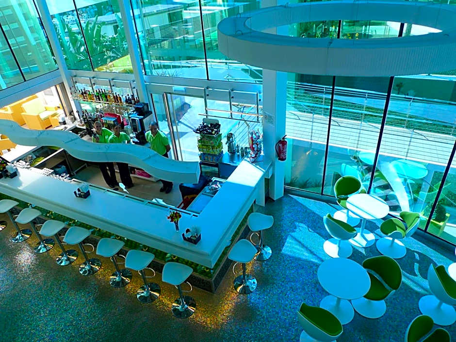 Riviera Beachotel - Adults Recommended