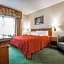 Econo Lodge Glens Falls / Lake George