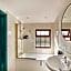 Garner IHG Hotel Birmingham South East