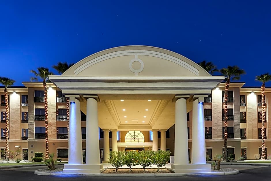 Holiday Inn Express Hotel & Suites Yuma By IHG
