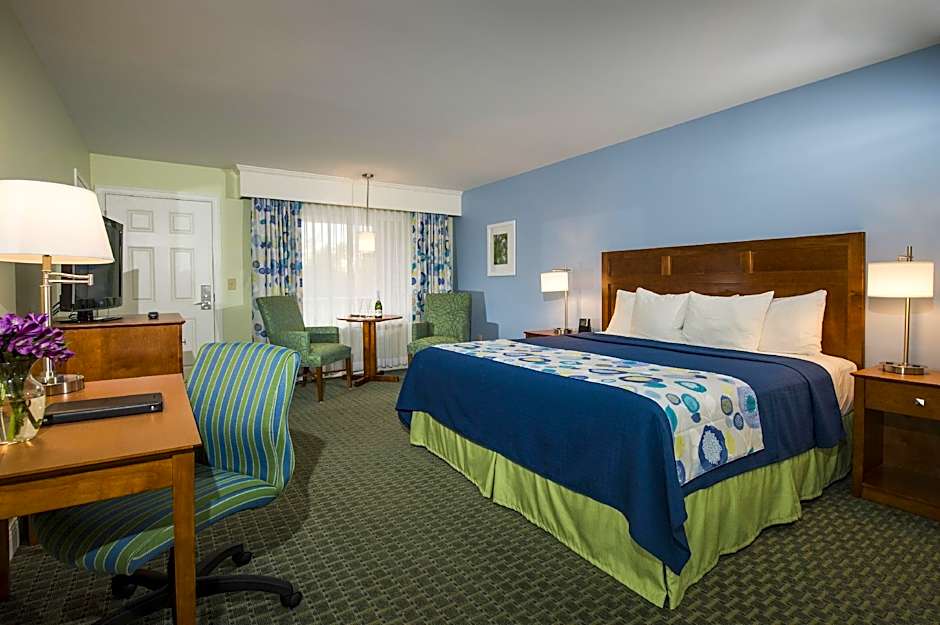 Ogunquit The Milestone Inn