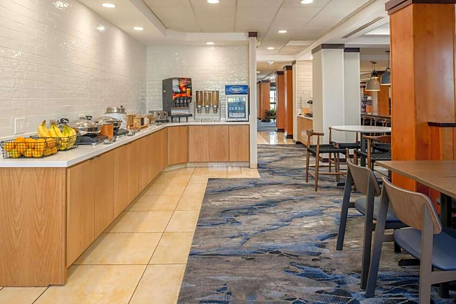 Fairfield Inn & Suites by Marriott Santa Maria