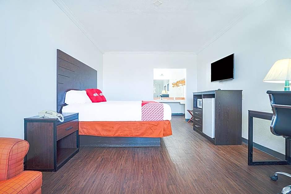 OYO Hotel Kingsville - Hwy 77
