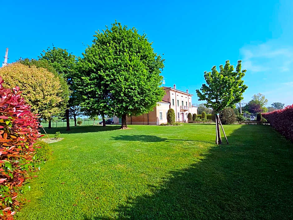 B&B Residence il Ciliegio , Via Villa Superiore 93 Luzzara
