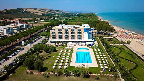 Roses Hotel