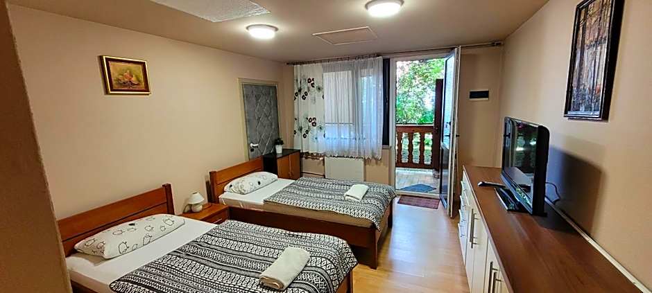 Dworek Pokoje Gościnne