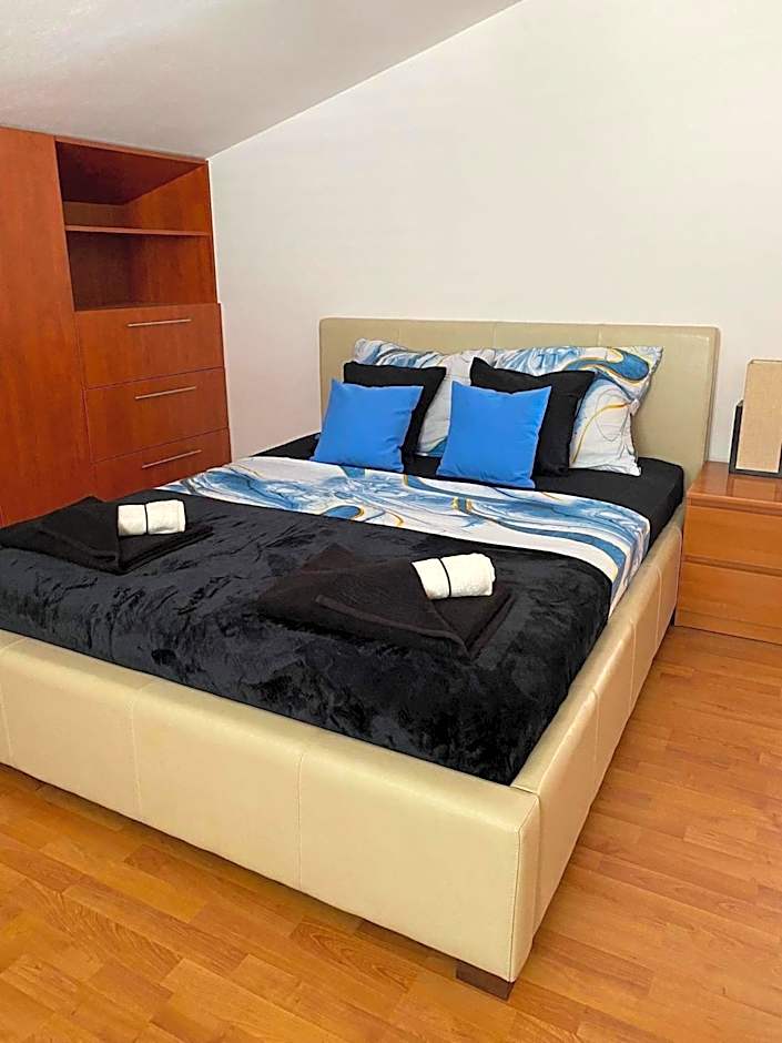 Apartments Proxima