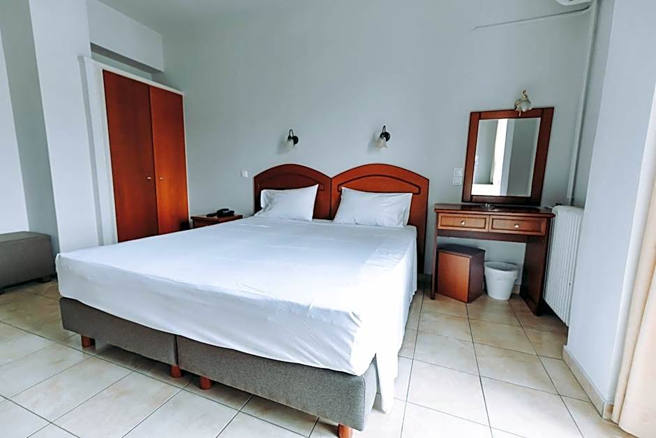 Photo 1 of 5 of Economy 1 Double Bed or 2 Beds