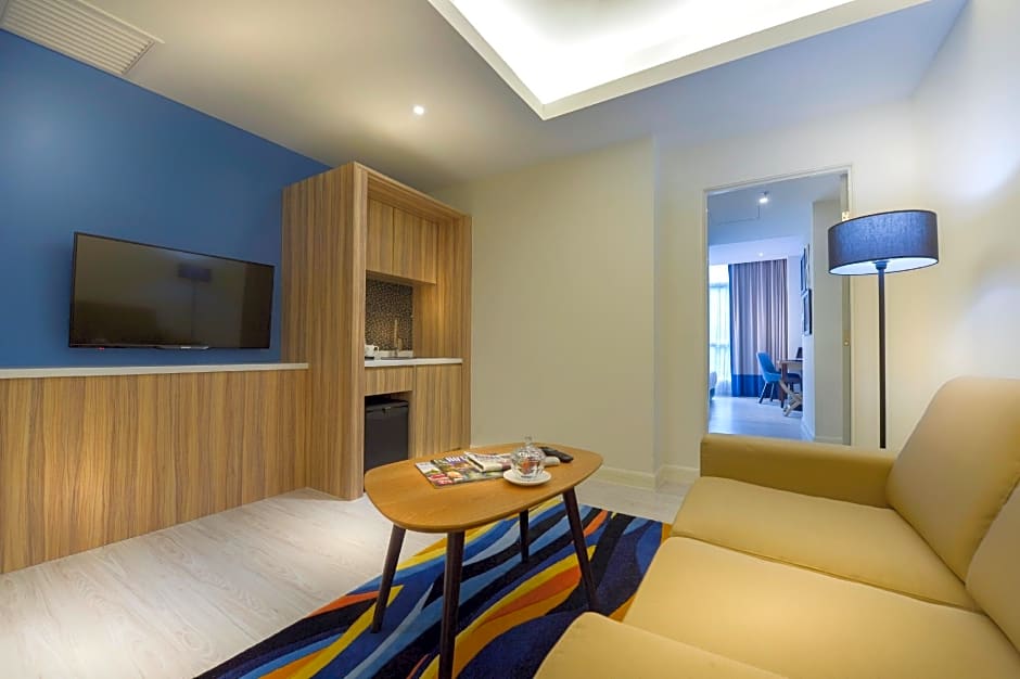 Mercure Kota Kinabalu City Centre