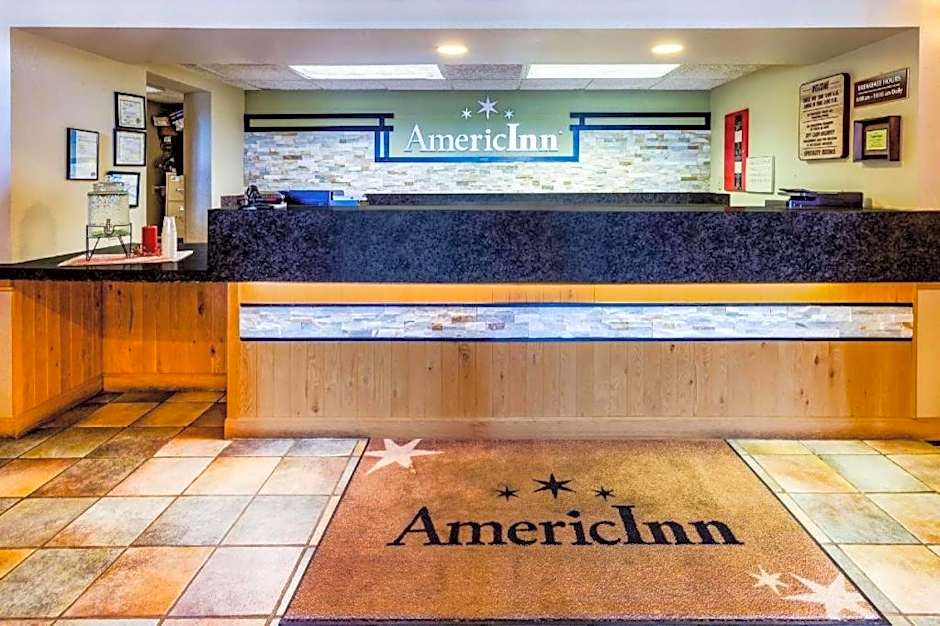 AmericInn by Wyndham Hampton