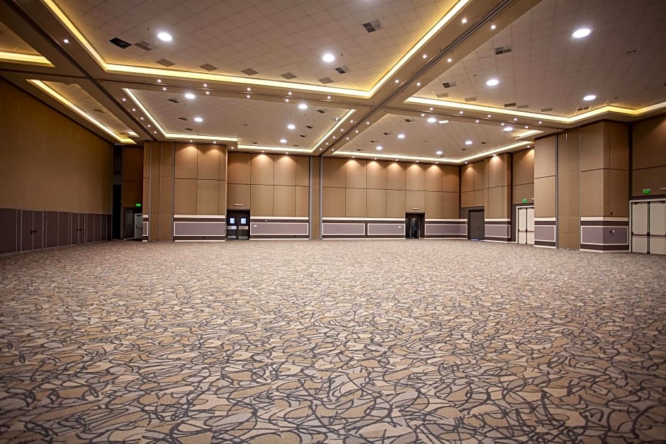 Paseo La Galería Hotel & Suites