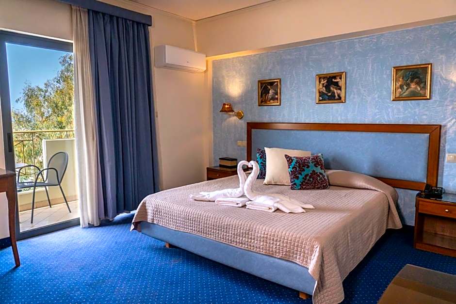 Photo 1 of 10 of Junior Suite