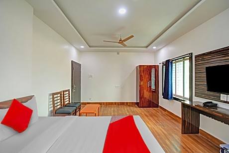 Hotel O Cool Light Residency