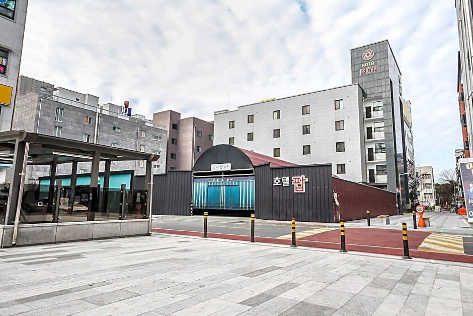 Jeonju Sinsigaji Hotel Pop
