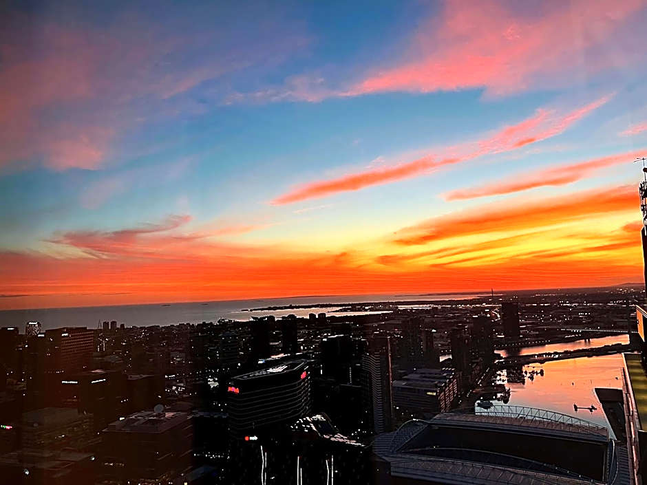 WSP luxury 2b2b apartment in CBD with free parking