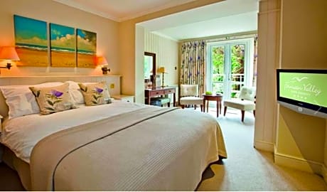 Gold Double or Twin Room