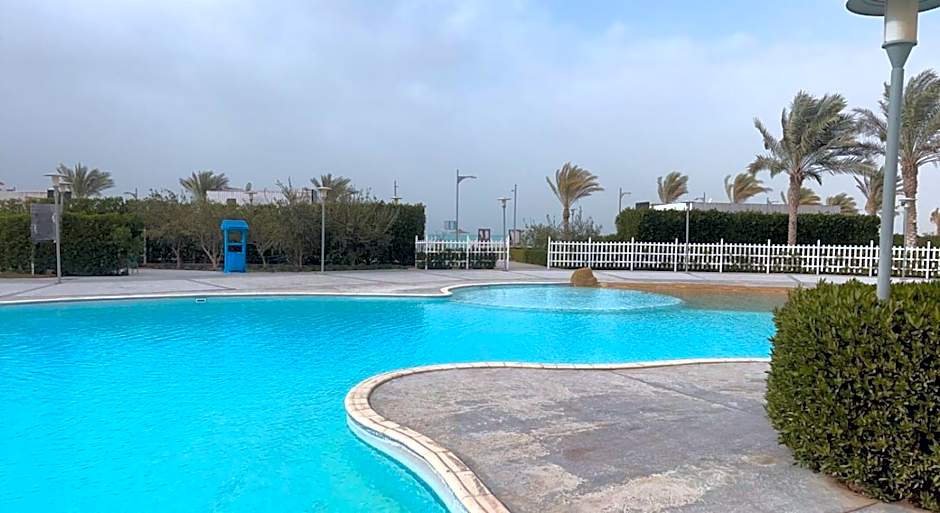 ????? ???? ??????? ???? ???? Fully Equipped Chalet Mosa Coast