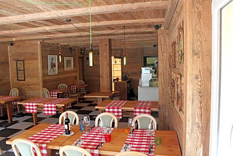 Hotel Al Rom