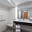 Holiday Inn Express South Burlington - Downtown By IHG