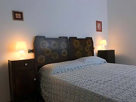 Standard Double Room with Shared Bathroom
